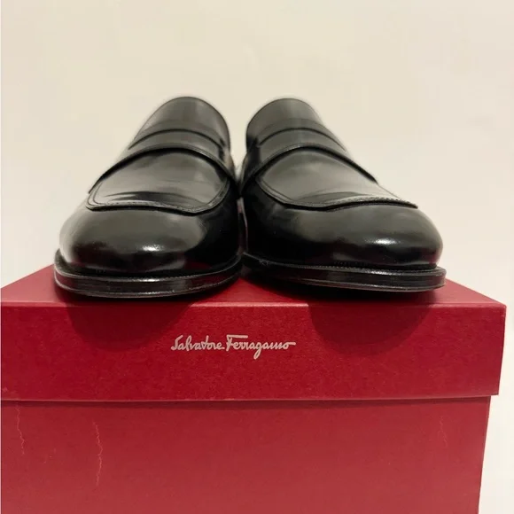 NEW w/Box Salvatore Ferragamo Lionel Loafers 10.5 EE Nero  display picture 3